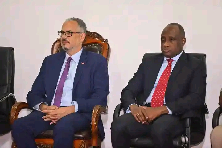 Installation de Mario Andrésol au ministère de la Défense : entre promotion et fausses promesses