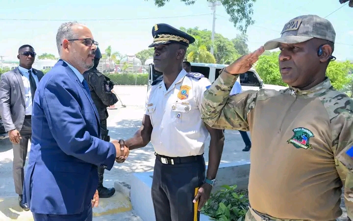 Le Premier ministre Alix Didier Fils-Aimé quitte Haïti pour une mission officielle en Europe